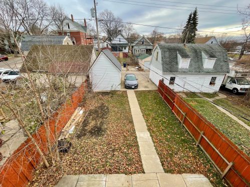 2610 8th St, Milwaukee WI  53215-3412 exterior