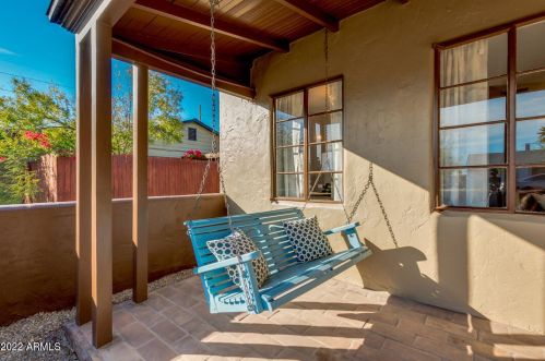 2608 10 St, Phoenix AZ 85085-7781 exterior