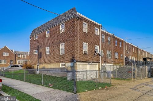 7554 Gilbert St, Philadelphia PA 19150-2606 exterior