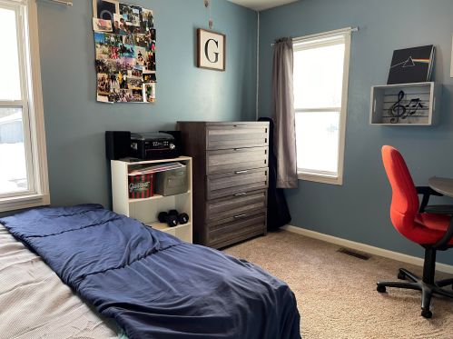 6710 Paris Ave, Grand Rapids MI 49548-6951 exterior