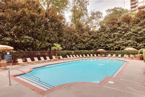 1101 Juniper St, Atlanta GA  30309-7664 exterior