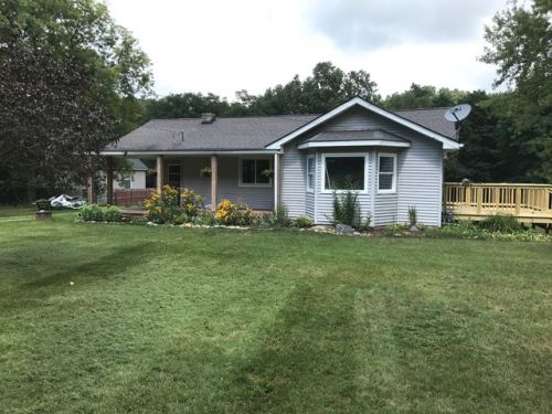 3348 Perryville Rd, Brandon MI  48462-8423 exterior