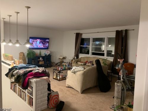 65 Boiling Springs Ave, East Rutherford NJ  07073-1430 exterior