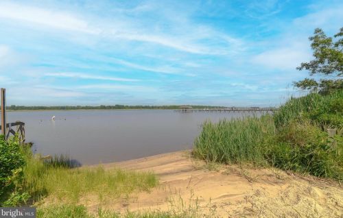 3148 Holland Clf Rd, Huntingtown MD 20639-9725 exterior