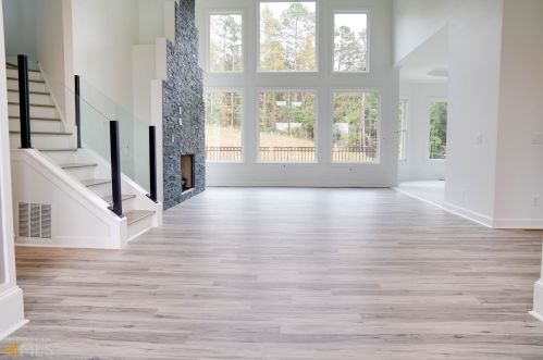 4612 Mossey Dr, Lithonia GA 30038-7725 exterior