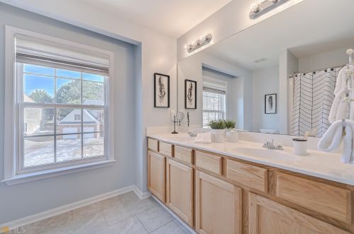 4629 Creekside Cv, Atlanta GA  30349-3936 exterior