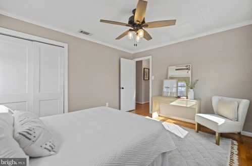 6811 Radcliffe Dr, Alexandria VA 22307-1541 exterior