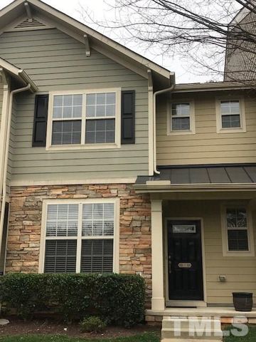 104 Tobacco Leaf Ln, Apex, NC 27502-6226