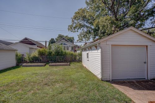 9045 Rosemary Ave, Saint Louis MO 63123-4616 exterior