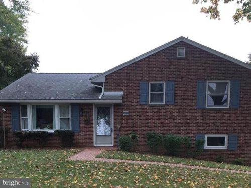 3613 Horizon Dr, Lancaster, PA 17601-1115