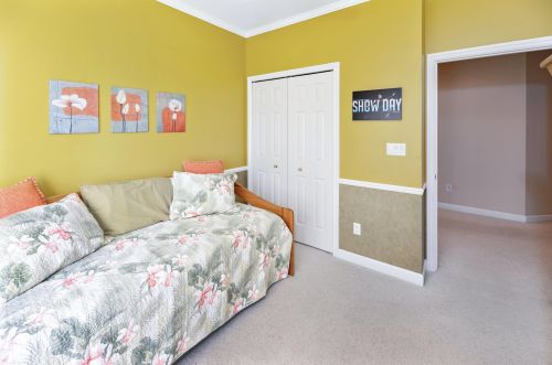 33654 Lotties Dr, New Baltimore MI 48047-2378 exterior