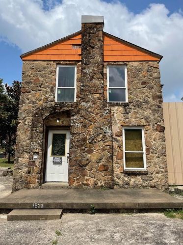 1831 Alabama Ave, Dallas, TX 75216-1805