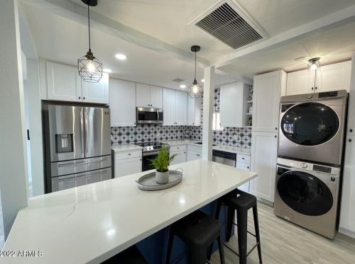 2525 Culver St, Phoenix AZ 85009-3136 exterior