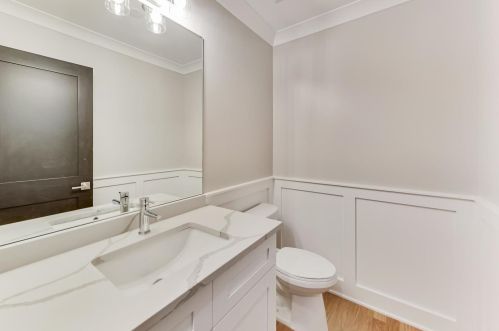 6346 Kenwood Ave, Chicago IL 60619-1427 exterior