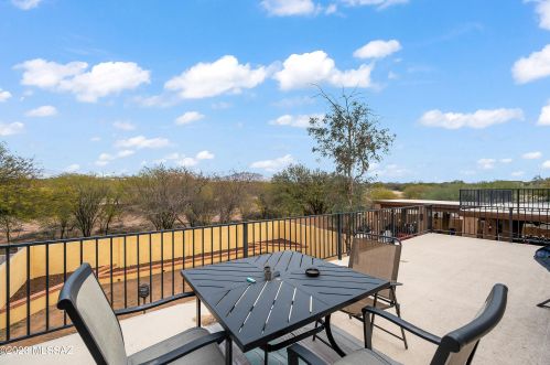 6931 Harrier Loop, Tucson AZ  85756-8614 exterior