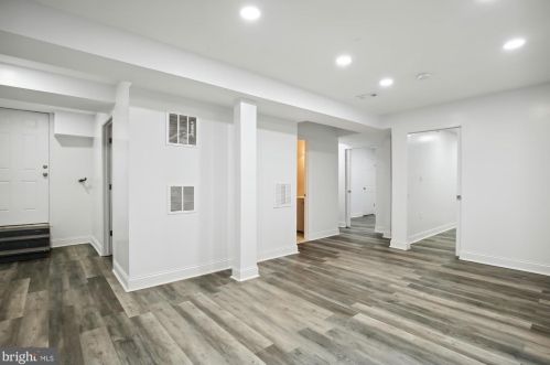 6401 Edsall Rd, Alexandria VA  22312-6411 exterior