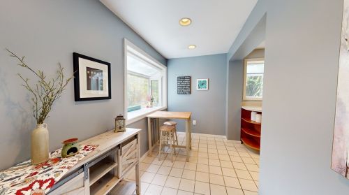 525 Penn Vista Dr, Pittsburgh PA  15235-4242 exterior