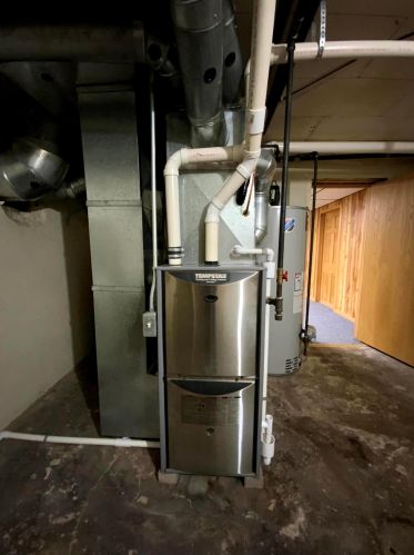 2133 10 St, Manitowoc WI 54220-6508 exterior