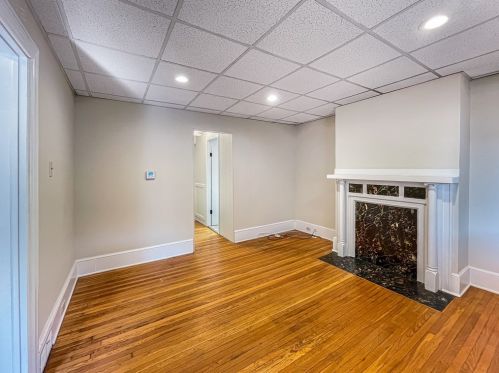 86 Oakwood Ave, Pittsburgh PA  15229-2028 exterior