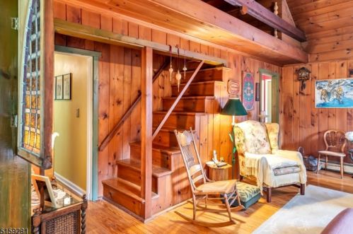 39 Jacobs Rd, Rockaway NJ 07866-4604 exterior