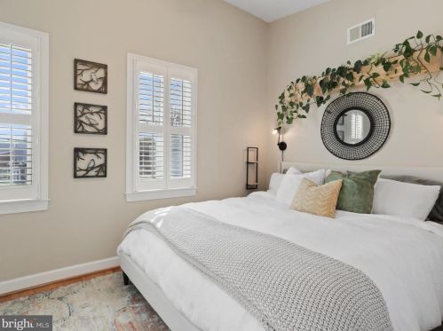 903 Princess St, Alexandria VA  22314-2244 exterior