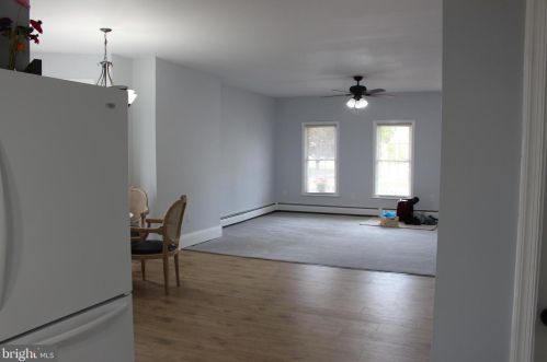 429 Vine St, Pottstown PA  19464-6531 exterior