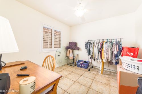 7325 Cross Ridge Pl, Tucson AZ  85710-6075 exterior