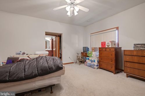 2091 Mallard Dr, Lancaster PA 17601-5457 exterior