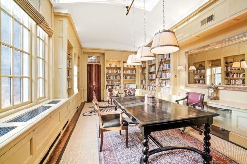 28 Chestnut St, Boston MA exterior