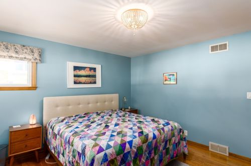 1252 118, Milwaukee WI 53214-2133 exterior