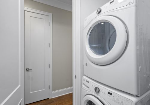 2656 Wayne Ave, Chicago IL  60614-1222 exterior