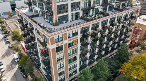 221 Cullerton St, Chicago IL  60616-1306 exterior