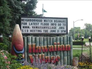 8014 Molokai Dr, Omaha, NE 68046-5635