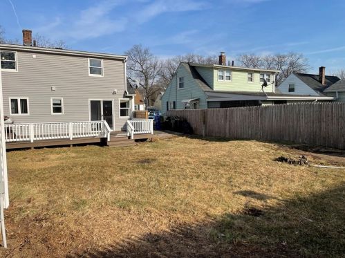 52 Pheland St, Springfield MA 01109-1318 exterior