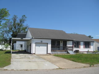 2408 Locks Lndg, Chesapeake, VA 23323-3042