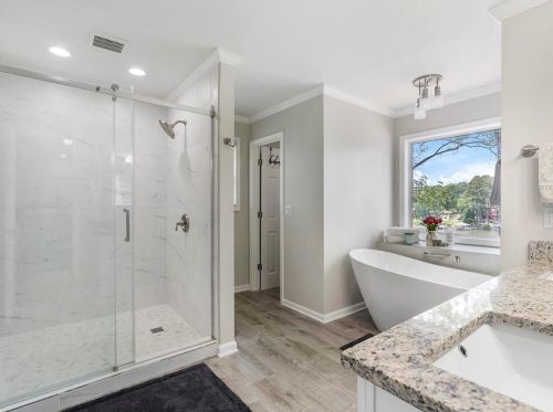 8474 Lake Dr, Lithonia GA  30039-6562 exterior