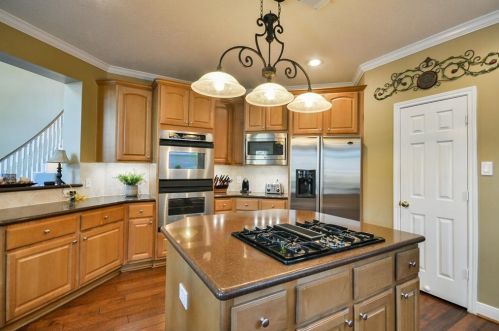 2114 Fern Creek Trl, Humble TX 77346-3063 exterior