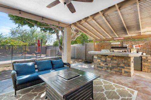 5021 Ivanhoe St, Chandler AZ 85226-2078 exterior