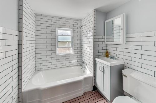 6712 Devon Ave, Chicago IL 60646-3703 exterior