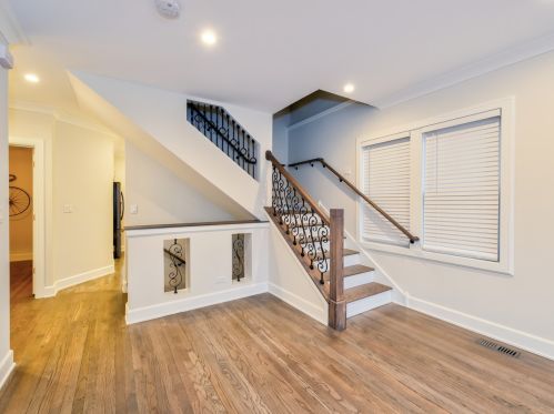 7933 Cressett Dr, Chicago IL 60707-1346 exterior