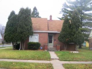 5855 34th St, Milwaukee WI  53221-4082 exterior