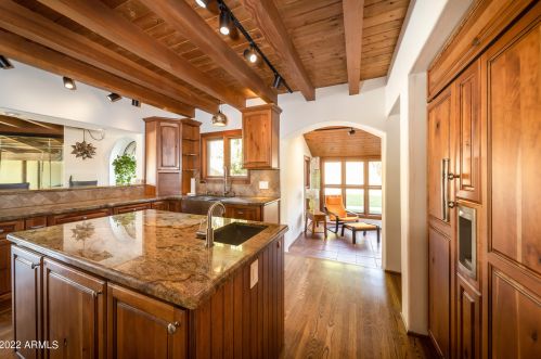 7345 2 Ave, Phoenix AZ 85023-6573 exterior