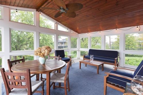 194 Shr Rd, Old Greenwich CT 06870-2421 exterior