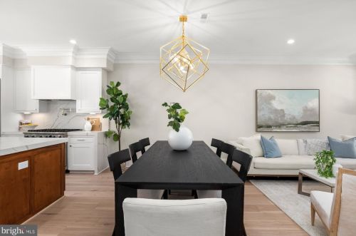 1868 Monroe St, Washington DC  20018-2736 exterior