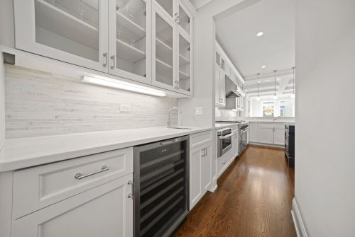 3417 Bell Ave, Chicago IL 60622-3033 exterior