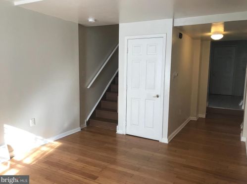 2542 Emerald St, Philadelphia PA  19125-1325 exterior