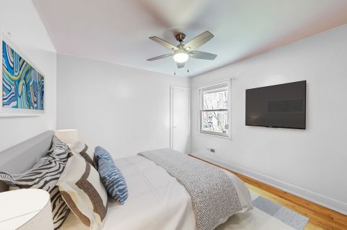 8908 Dorchester Ave, Chicago IL 60619-7005 exterior