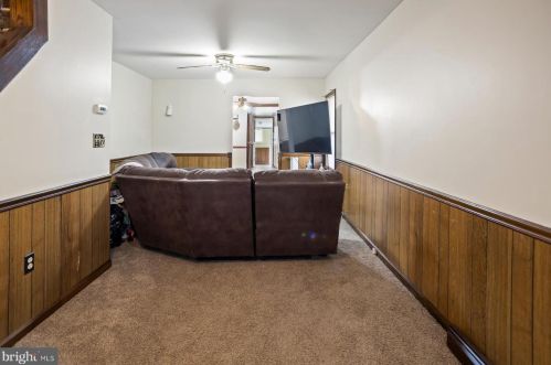 195 Main St, Trenton NJ  08620-2311 exterior