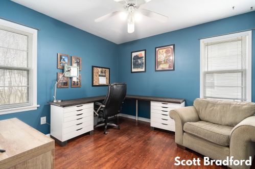 1317 Northlawn St, Grand Rapids MI 49505-3867 exterior