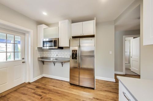 2713 77 Ave, Chicago IL 60707-1406 exterior